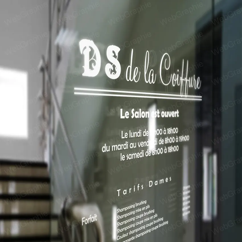 Création de lettrage vitrine par WebGraphie